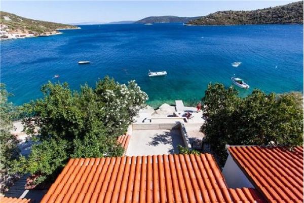 Apartment A2, for 5 persons