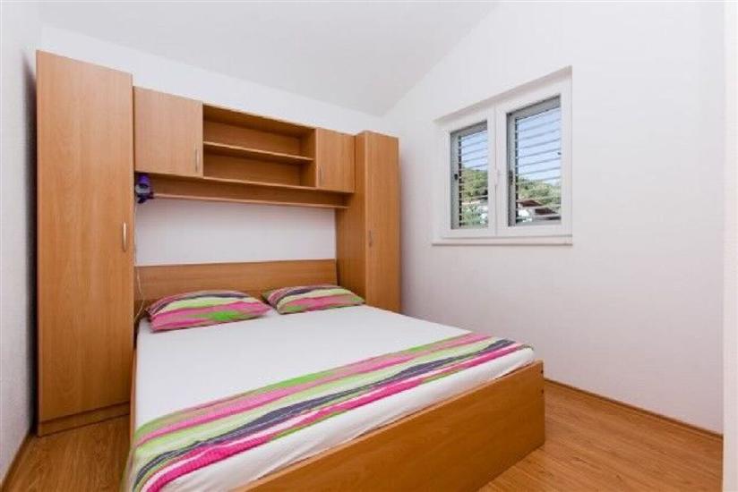 Apartment A2, for 5 persons