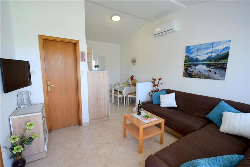 Apartment A2, for 4 persons