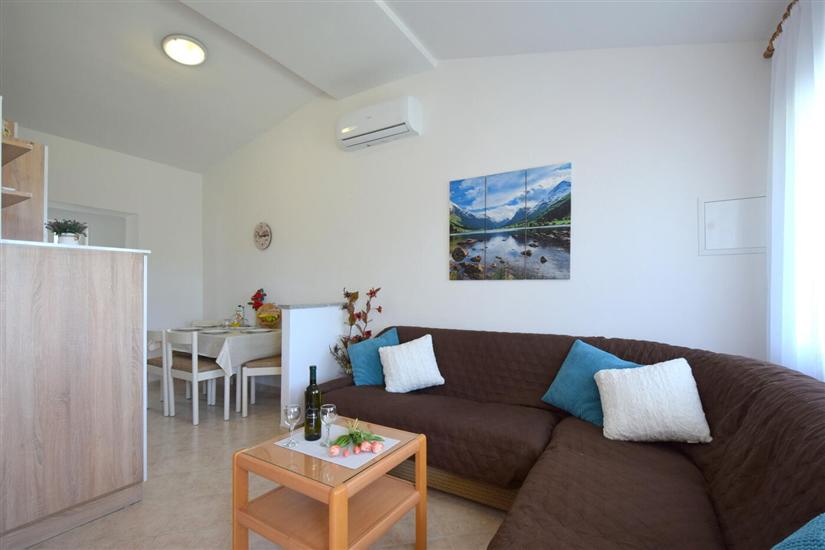 Apartment A2, for 4 persons