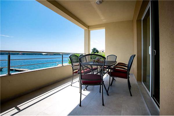 Apartment A1, for 4 persons