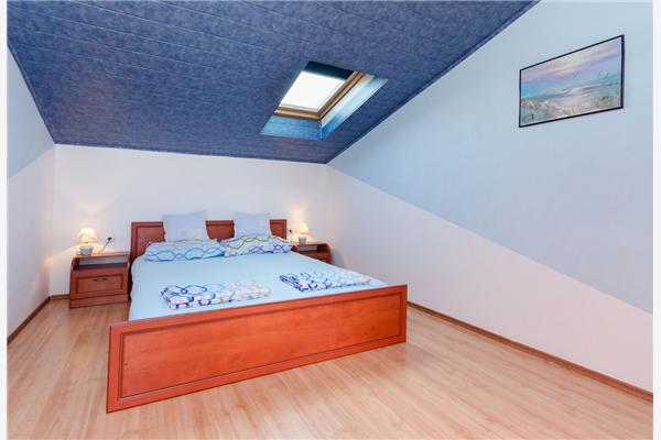 Apartment A4, for 6 persons