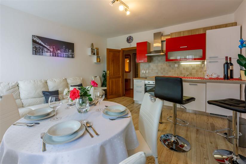 Apartman A1, na 5 osebe