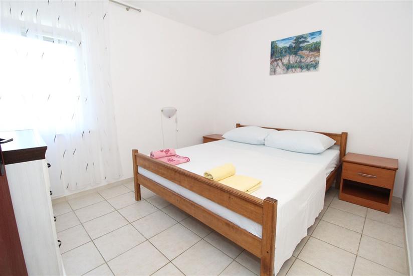 Apartment A2, for 5 persons