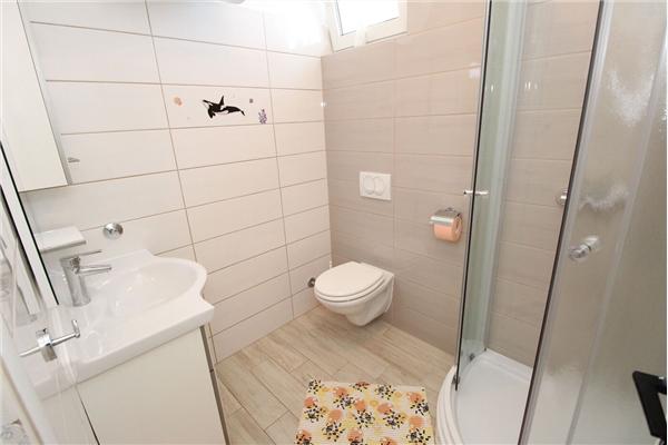 Apartment A2, for 5 persons