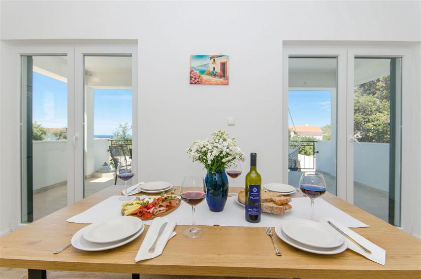 House K1, for 9 persons