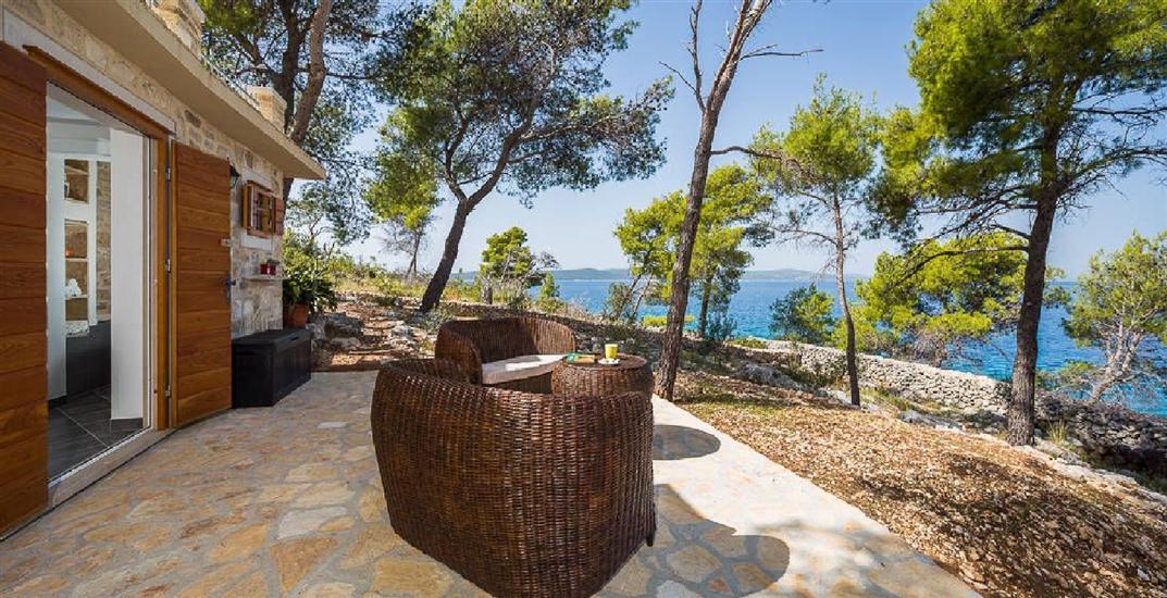 House Vesna Kupinova