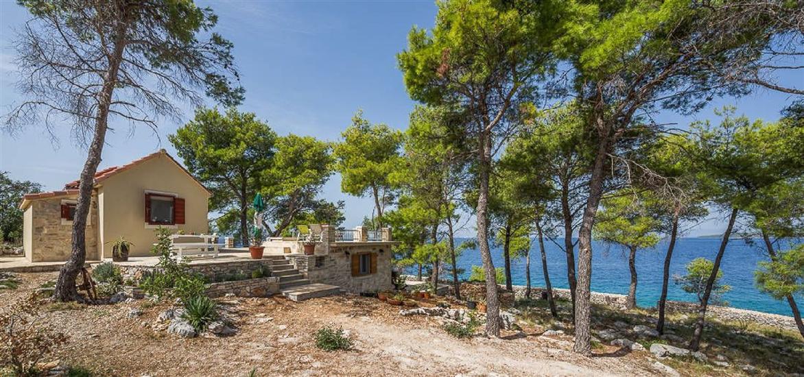 House Vesna Kupinova