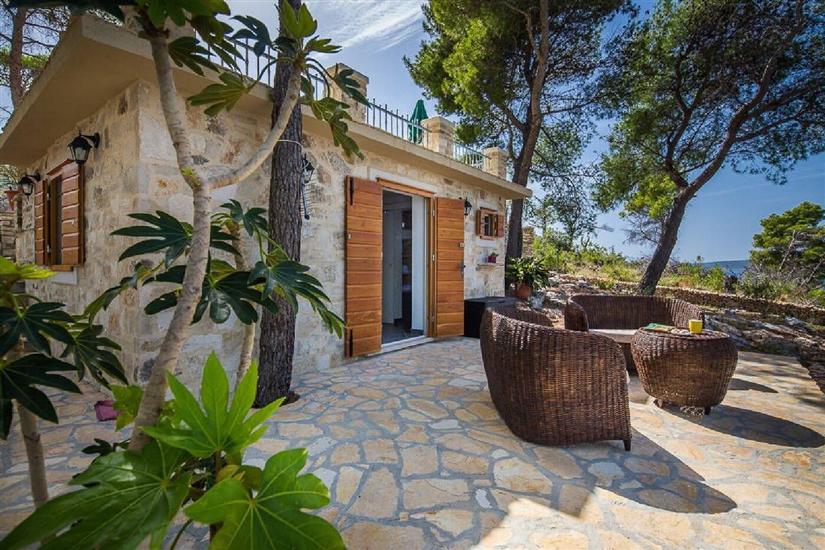 House Vesna Kupinova