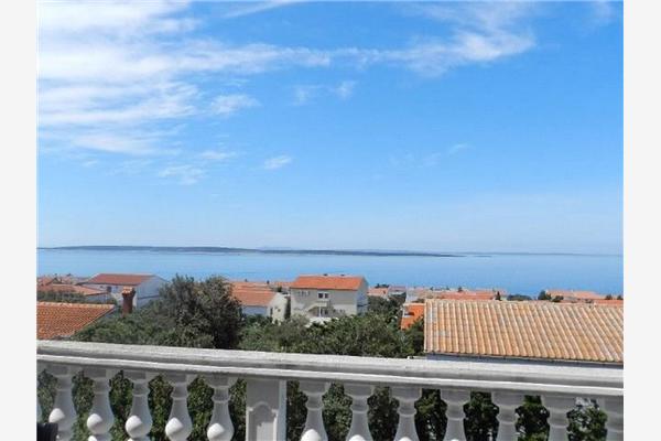 Apartment A6, for 5 persons