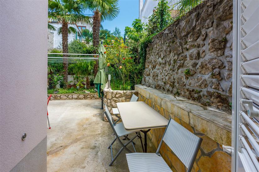 Apartment A1, for 2 persons