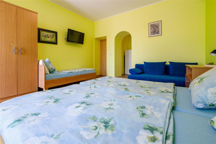 Apartment A2, for 3 persons