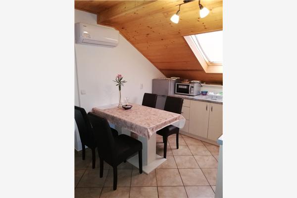 Apartment A2, for 4 persons