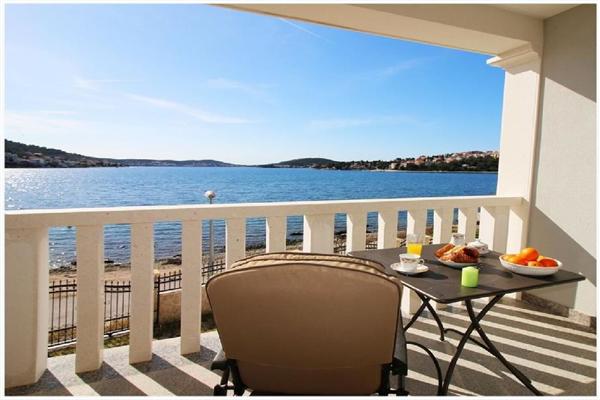 Apartment A2, for 4 persons