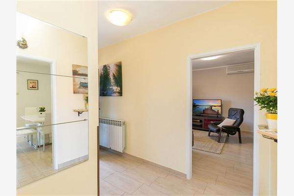 Apartment A1, for 6 persons