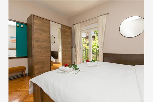 Apartment A1, for 6 persons