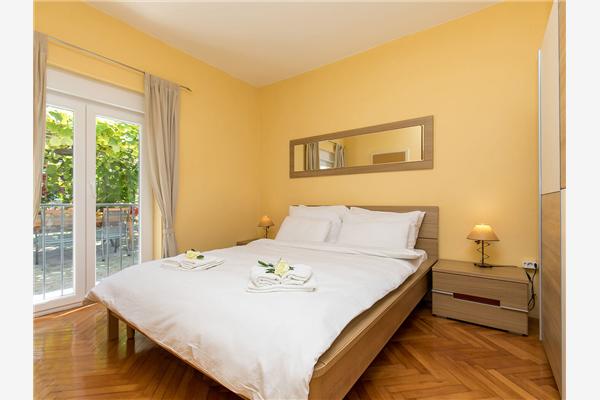 Apartment A1, for 6 persons