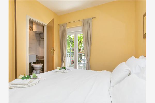 Apartment A1, for 6 persons