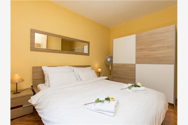 Apartment A1, for 6 persons