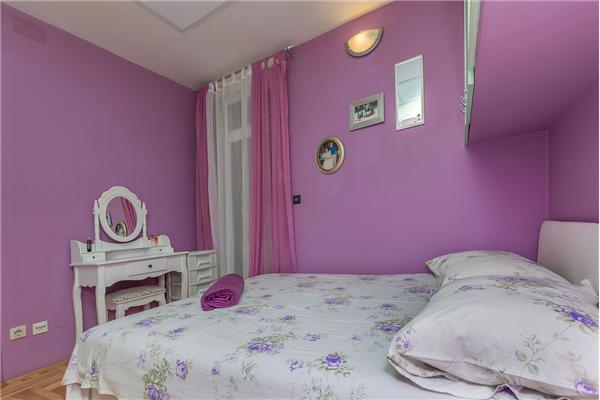 Apartment A1, for 5 persons