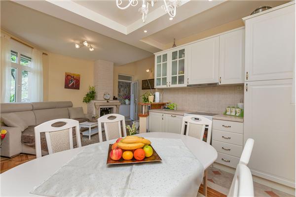 Apartment A1, for 5 persons