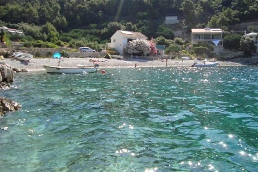 Apartments Robinzon Petar