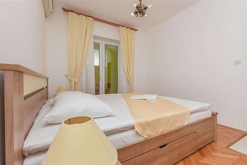 Apartment A1, for 7 persons