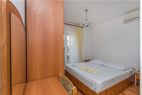 Apartment A1, for 7 persons