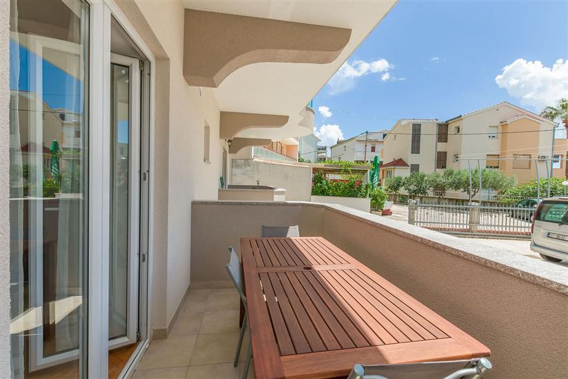 Apartment A1, for 7 persons