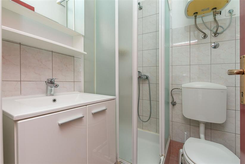 Apartment A1, for 7 persons