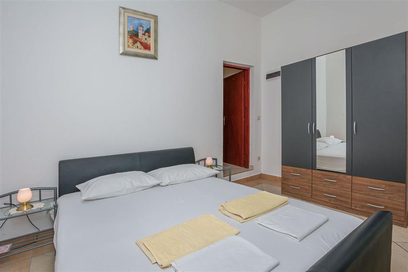Apartment A2, for 4 persons