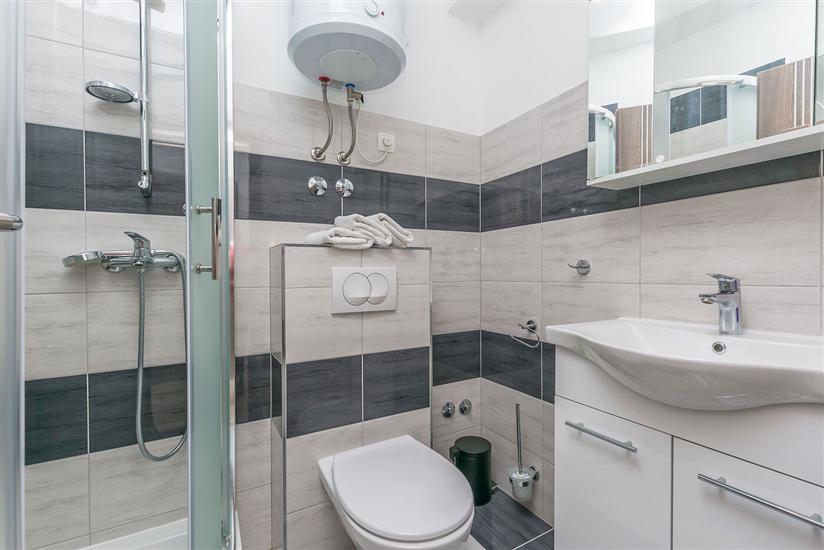 Apartment A3, for 5 persons