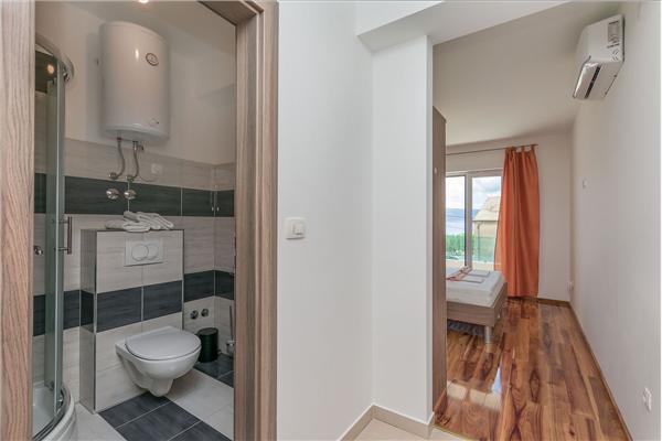 Apartment A3, for 5 persons