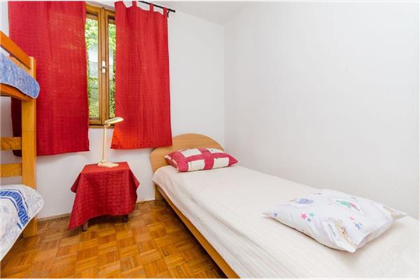 House K1, for 5 persons