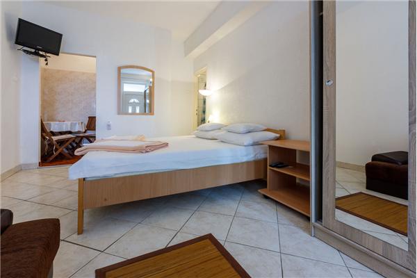 Apartment A1, for 3 persons