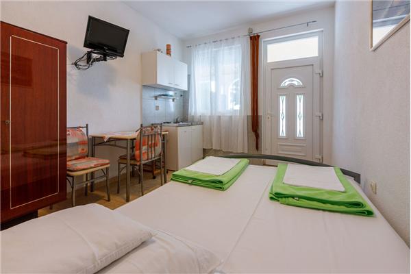 Apartment A2, for 2 persons