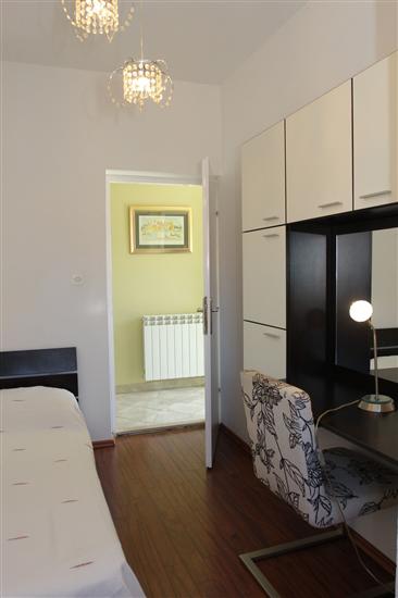 Apartment A1, for 6 persons