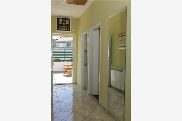 Apartment A1, for 6 persons