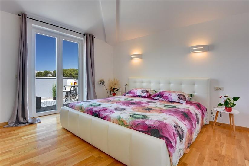 House K1, for 9 persons