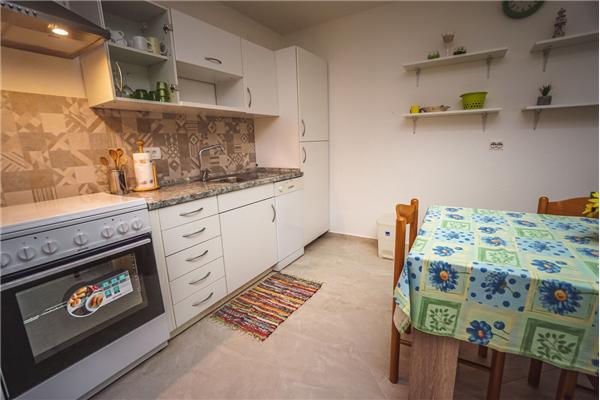 Apartment A2, for 5 persons