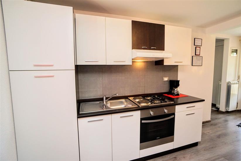 Apartment A1, for 5 persons