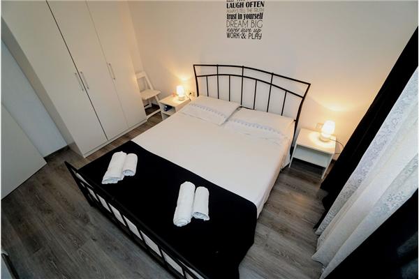 Apartment A1, for 5 persons