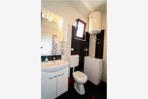 Apartment A1, for 5 persons