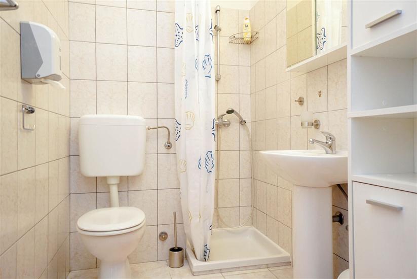 Apartment A1, for 3 persons