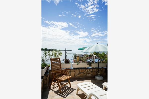 Apartment A1, for 3 persons