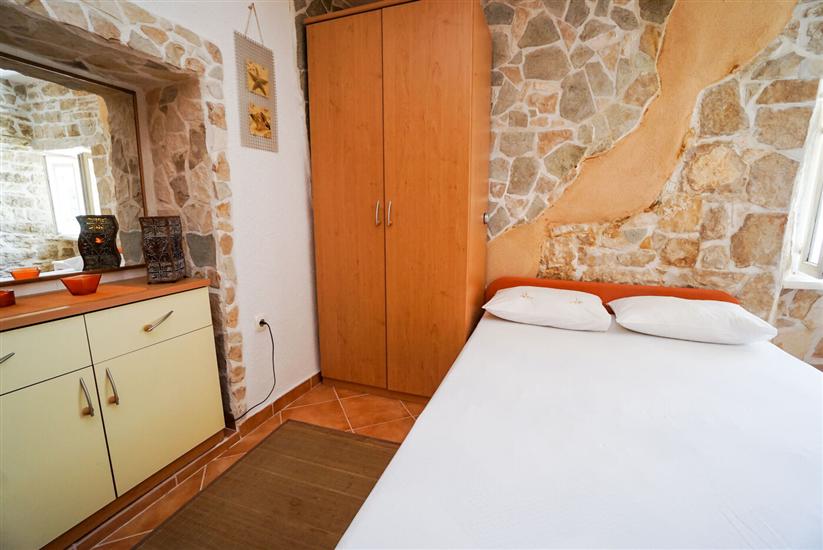 Apartment A1, for 3 persons