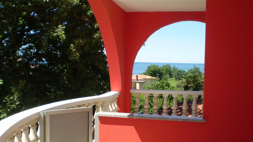 Apartmaji BRANKA Zambratija