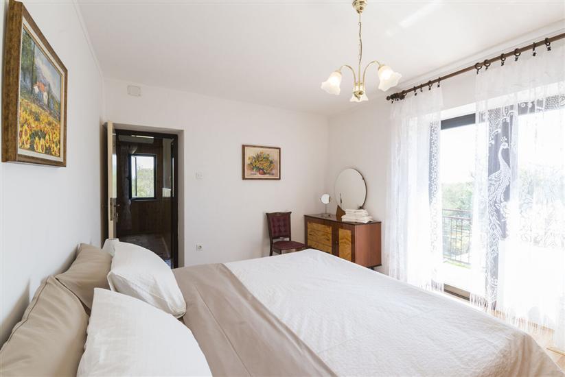 House K1, for 10 persons