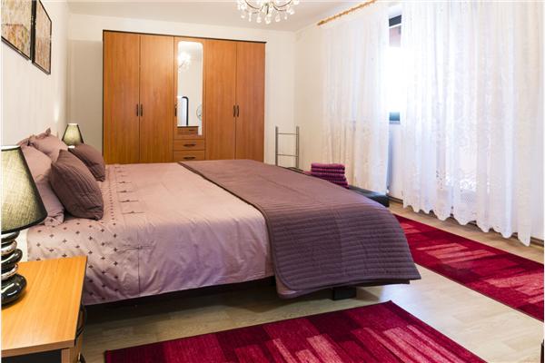 House K1, for 10 persons