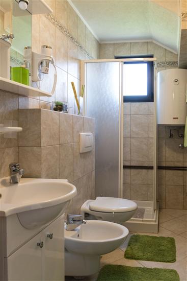 House K1, for 10 persons